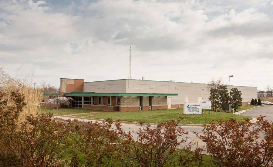 ICL_RD_Center_1_900