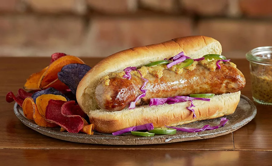 brats-with-veggie-chips_Kalsec.jpg