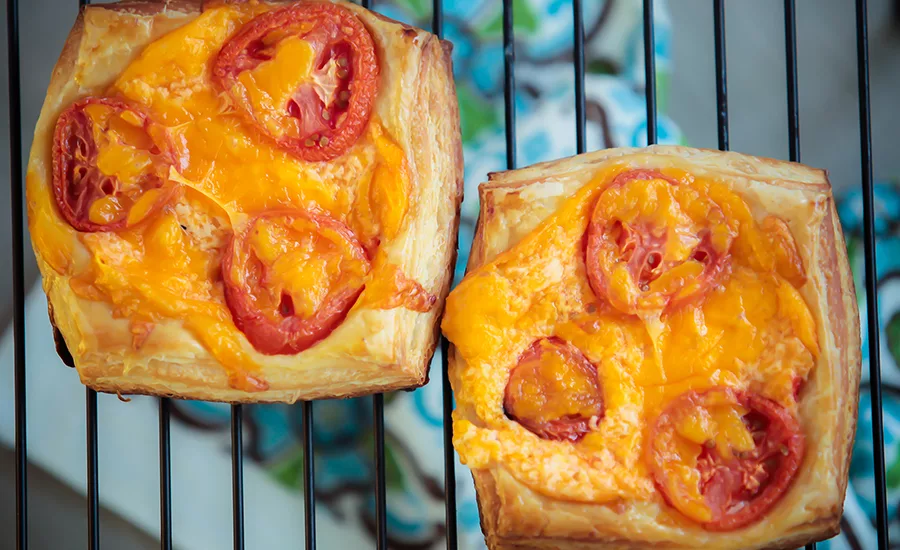 puffpizzas_RatioBakeshop.jpg