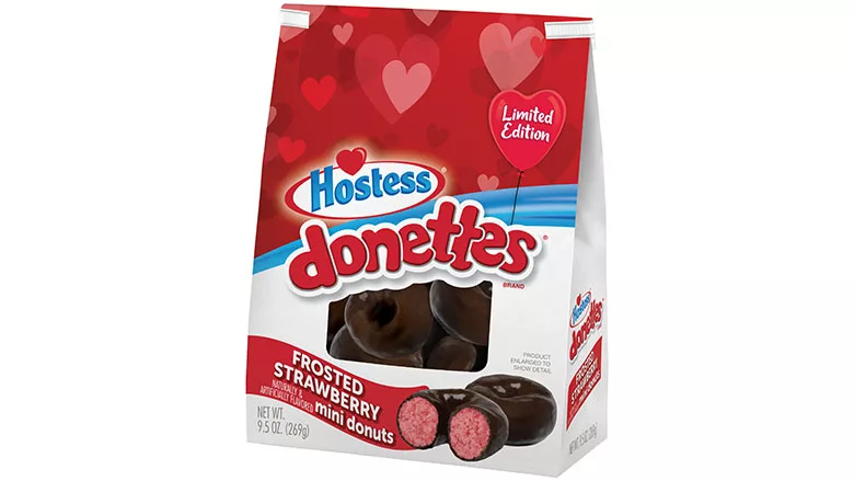 HostessDonette23_780.jpg