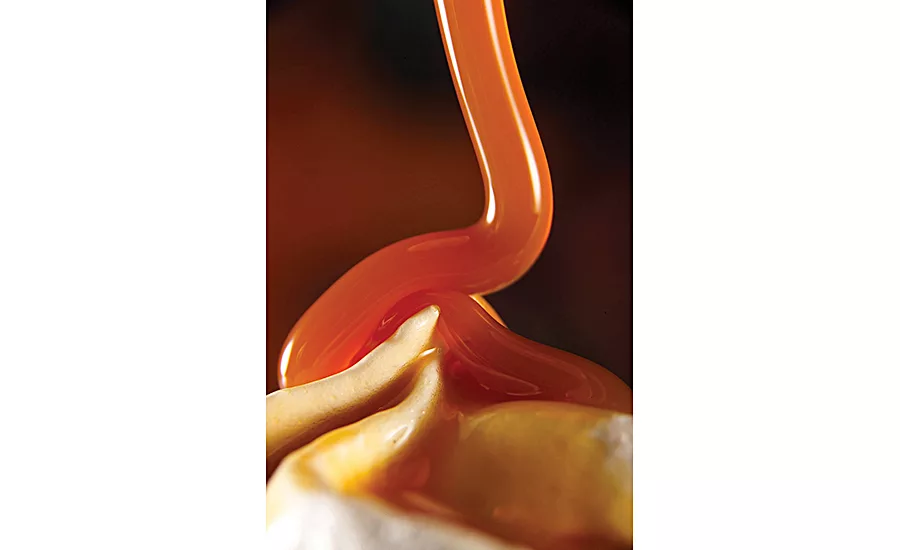 Caramel syrups can be used to enhance pouring throughout the sauce shelflife
