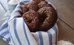 Pretzel Bagels