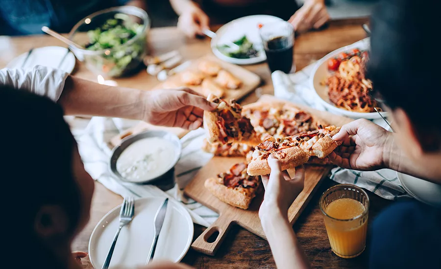 People eating pizza
