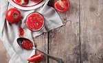 Lycored_Mixed_tomatoes-and-juice-zev-ziegler