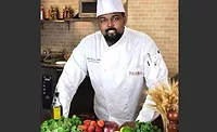 ChefRJ_Harvey_900