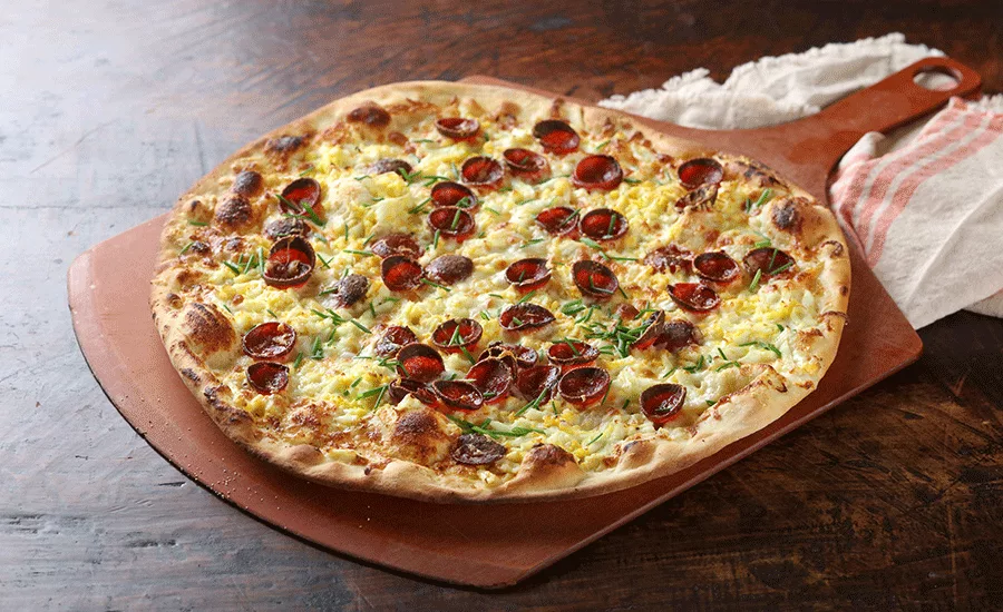 Smithfield_PepperoniBreakastPizza_900