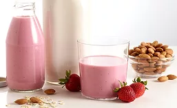 AlmondBoard_Milks_900