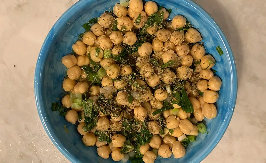 GreenChickpeaSalad_Oldways